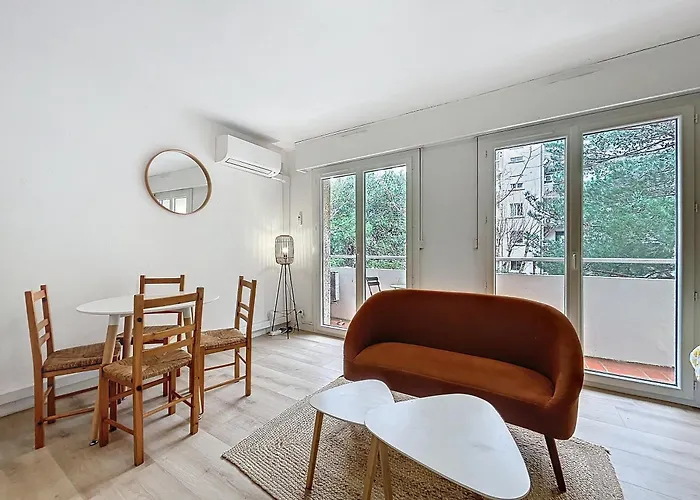 Studio Cosy - Balcon - Wifi - Free Parking